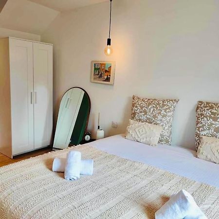Le Rendez Vous - Parking Gratuit Apartment Carcassonne Luaran gambar
